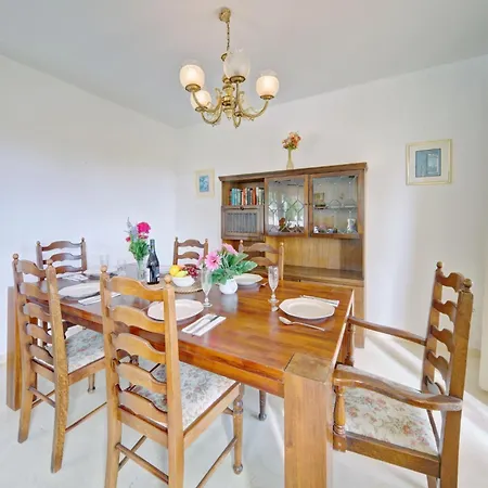 Сasa de vacaciones Cucarres By Interhome